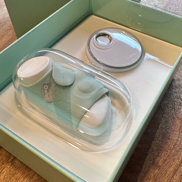 Owlet smart sock 3rd generation. Excellent condition. Cleaned regularly. Baby - Picture 2 of 7